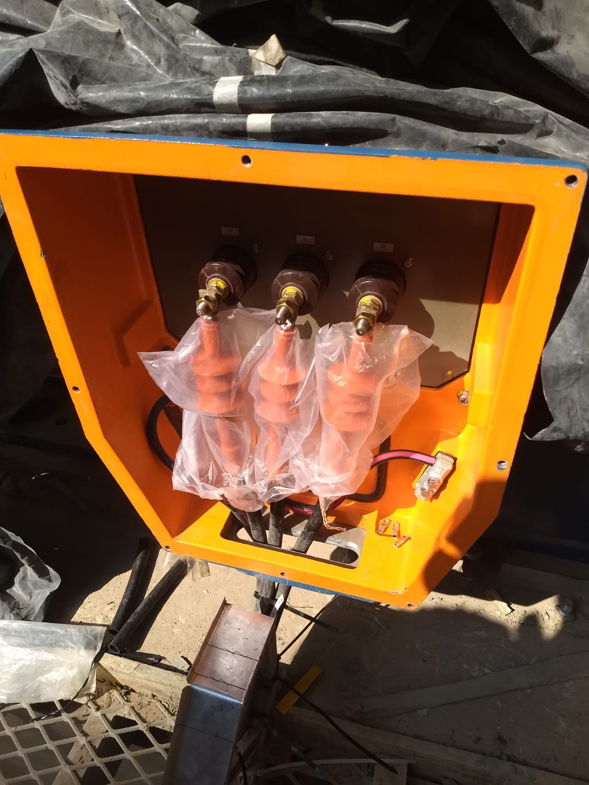 CONFEÇÃO TERMINAÇÃO CABO MEDIA TENSÃO 6.6 KV.jpg