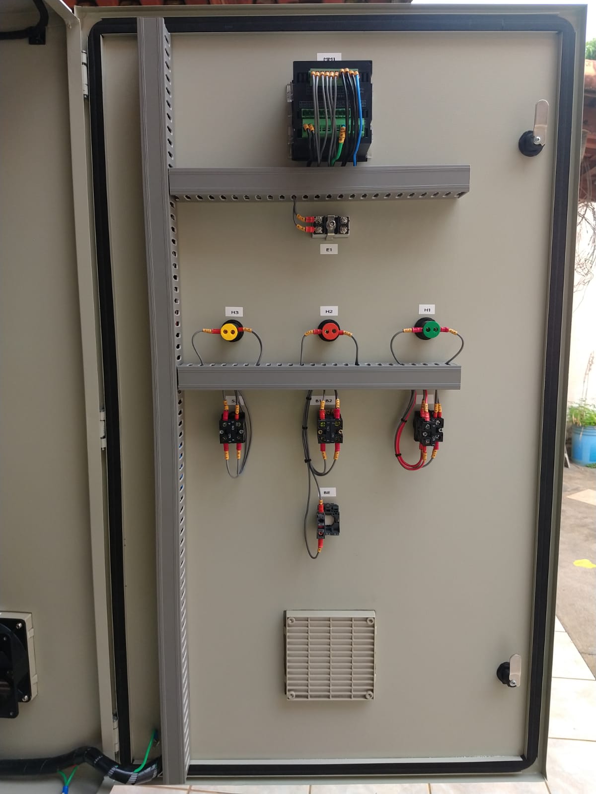 WhatsApp Image 2024-02-05 at 09.59.41 (1).jpeg